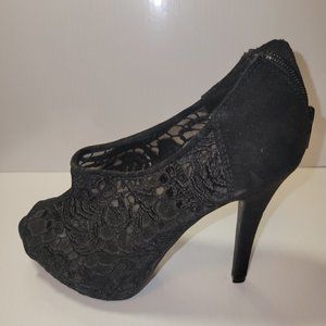 Elle Sabine Women's Black Lace Faux Suede Peep Toe Stiletto Heels Shoes Size 7M